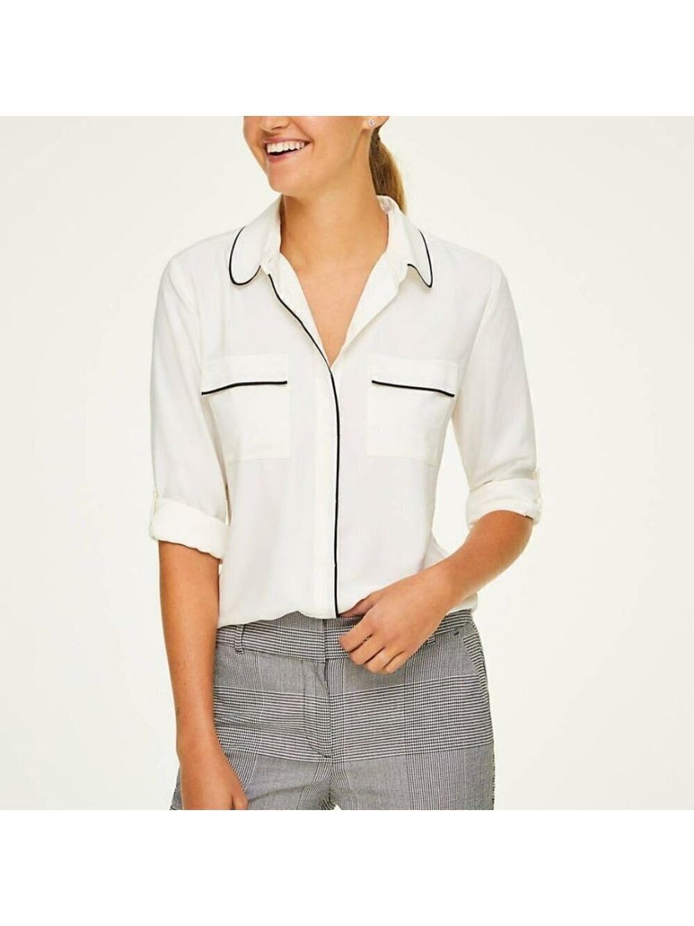 Loft Outlet Two-Pocket Convertible Sleeve Blouse Size LP